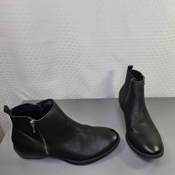 B.O.C. Women's Black Ankle Boots Side Zipper Size 10M - Picture 1 of 7